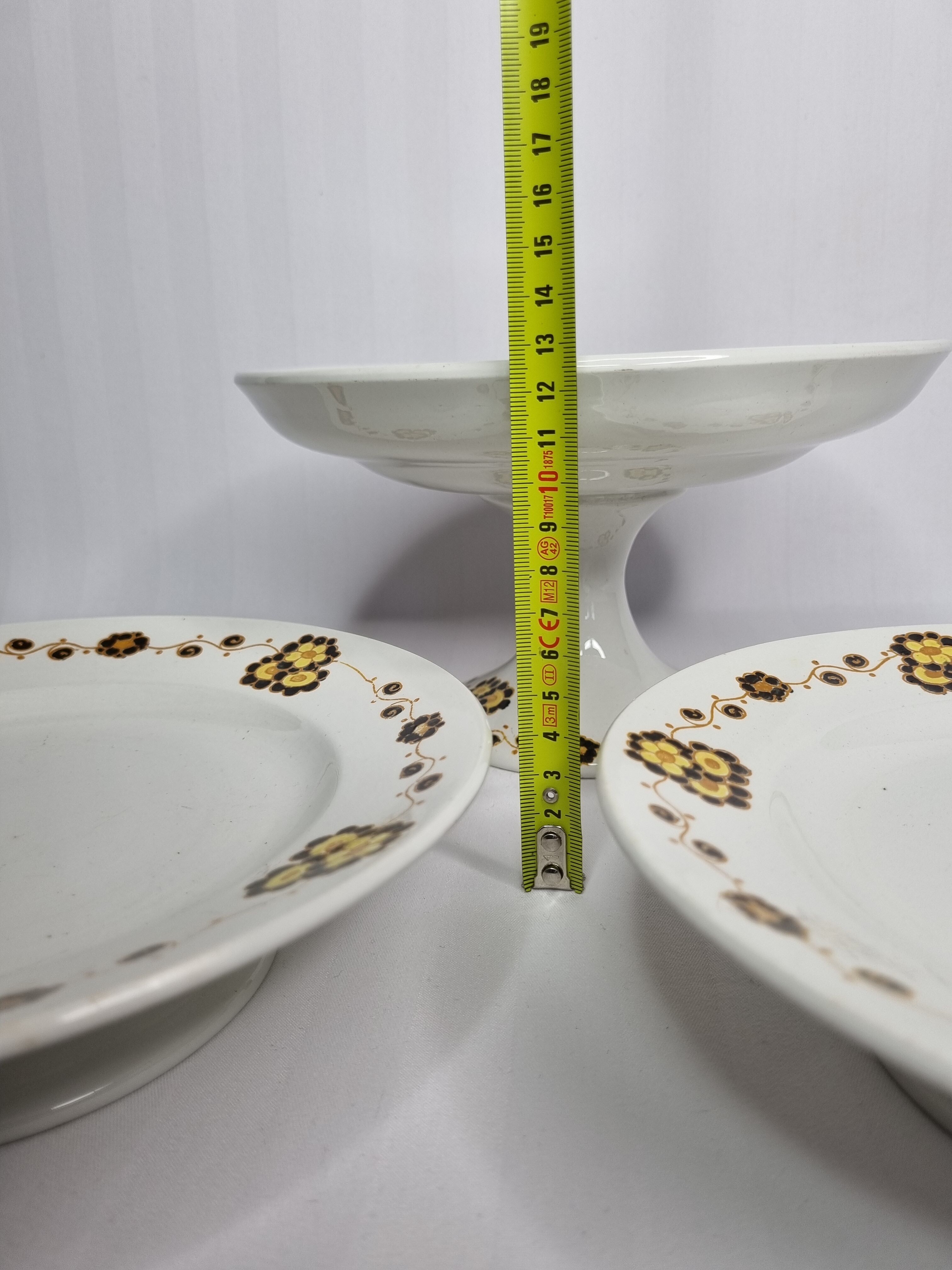 Set of three compotiers and presentation dishes "Boch Frères" (Made in Belgium)
