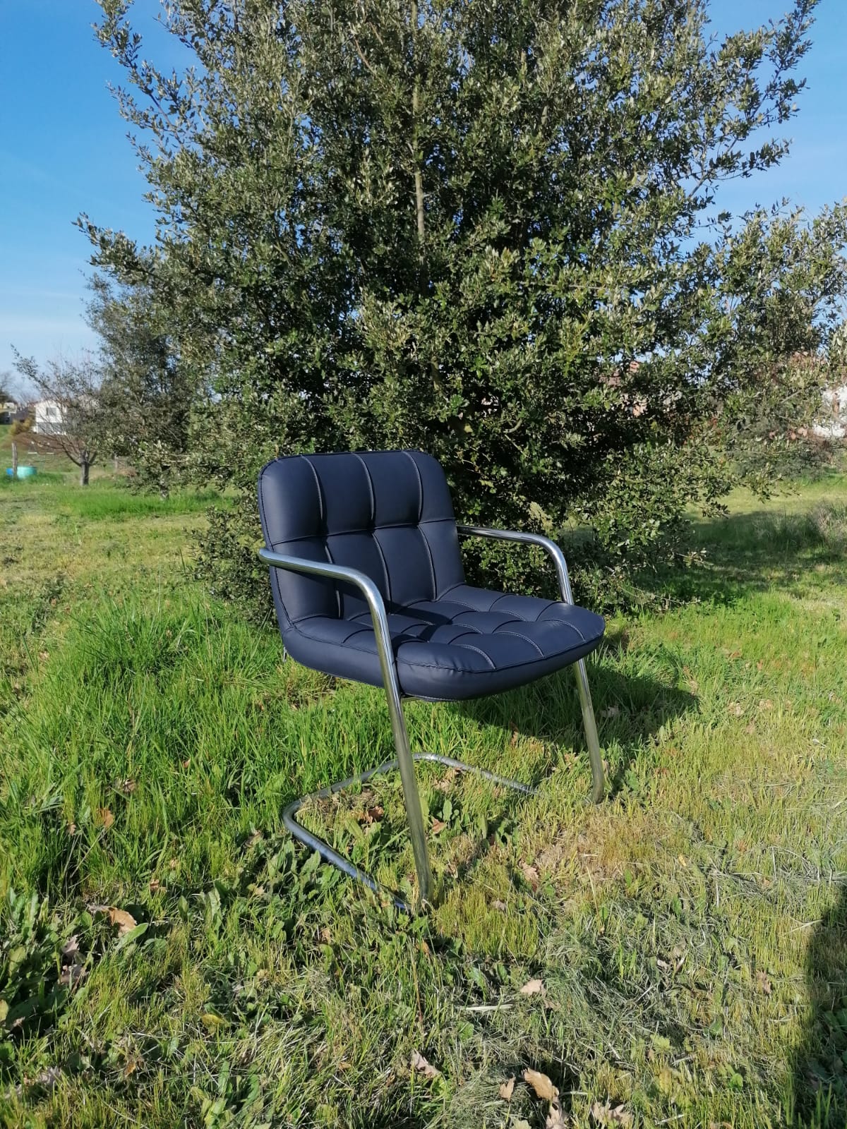 Airborne Storm model armchair