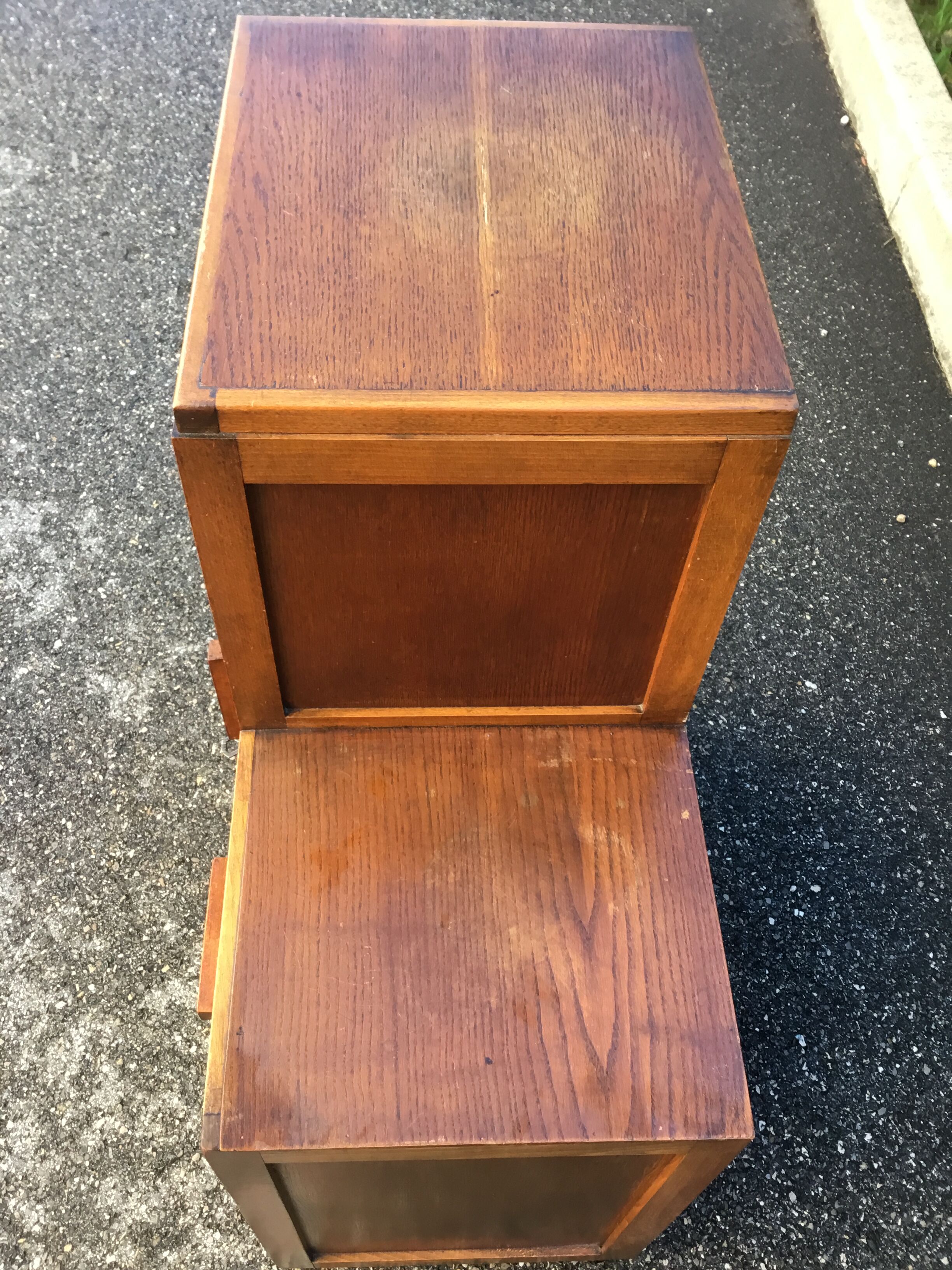 Commode asymétrique