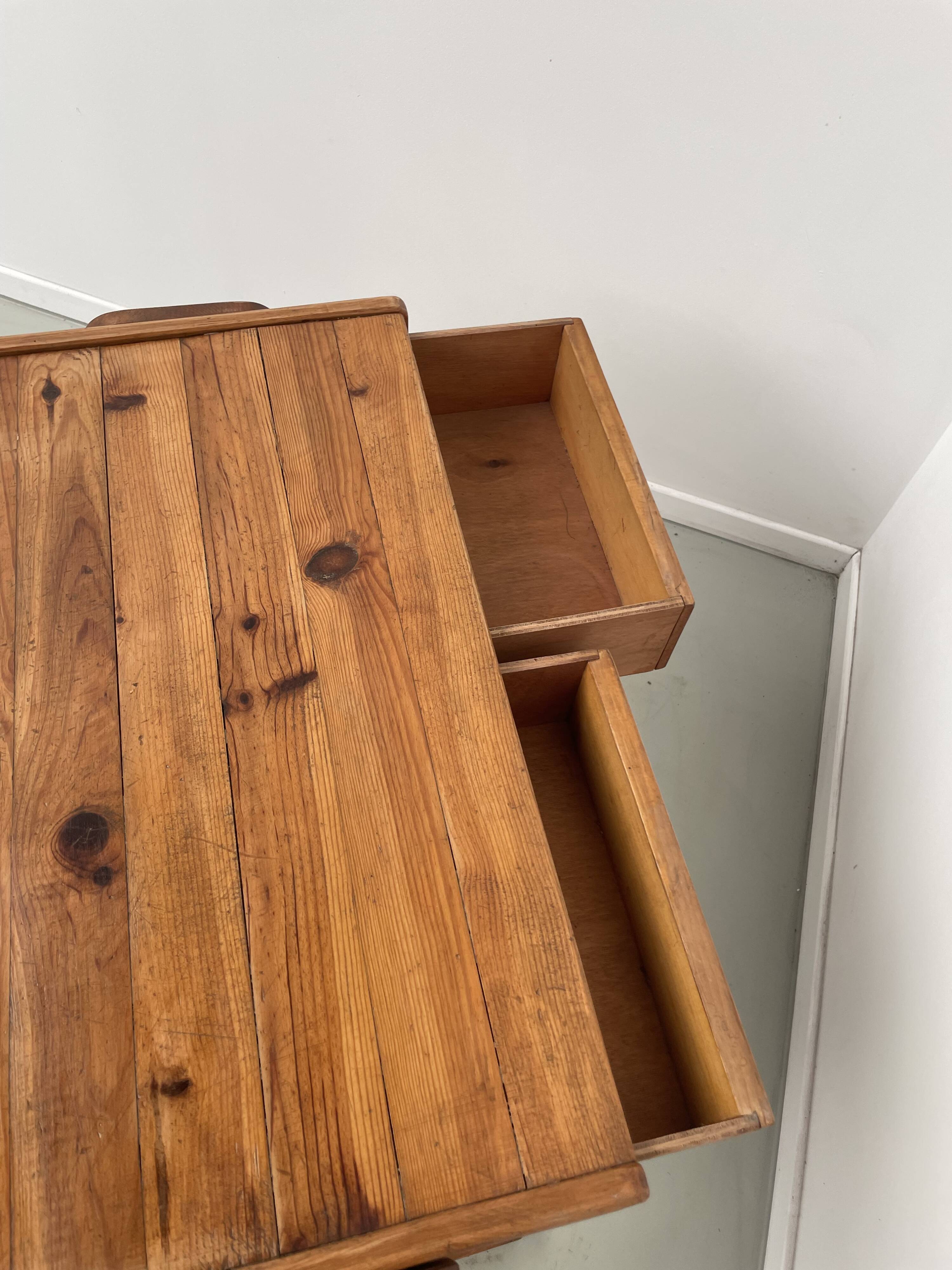 Children's pine desk from the 80s