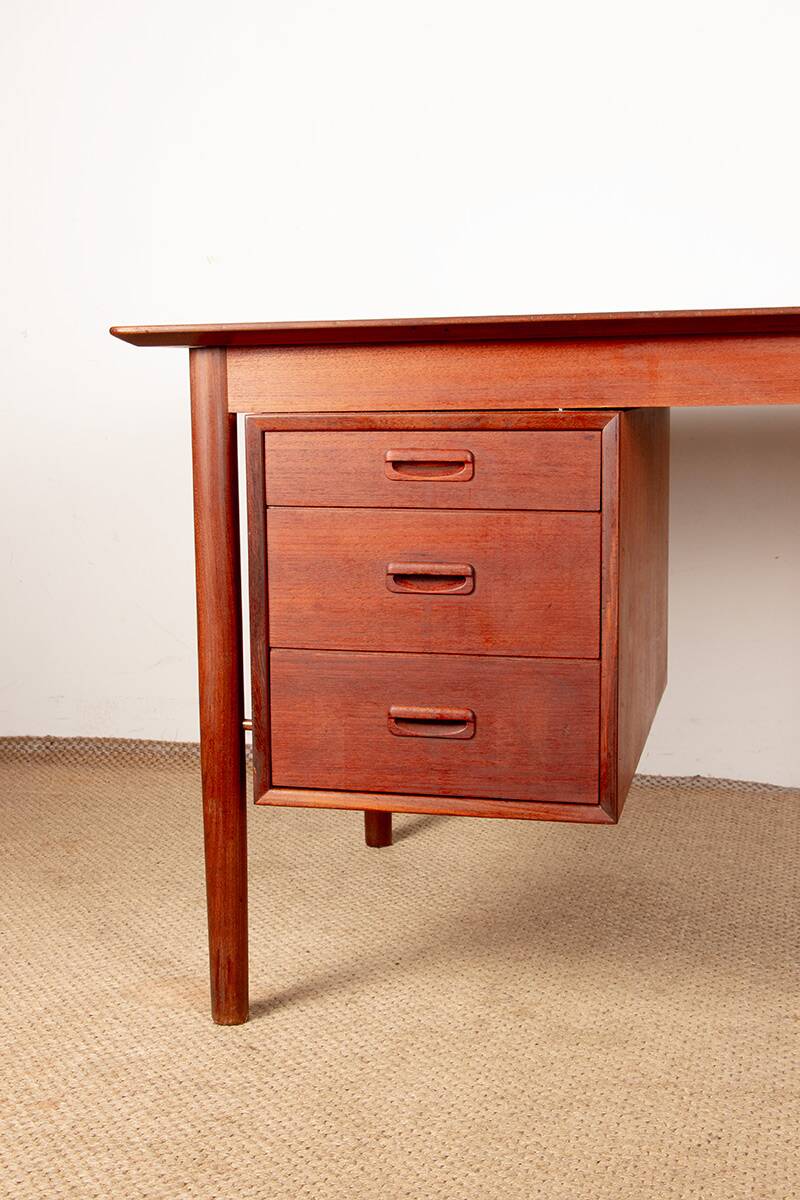 Bureau de Direction Danois en teck par Gunnar Nielsen Tibergaard 1960.