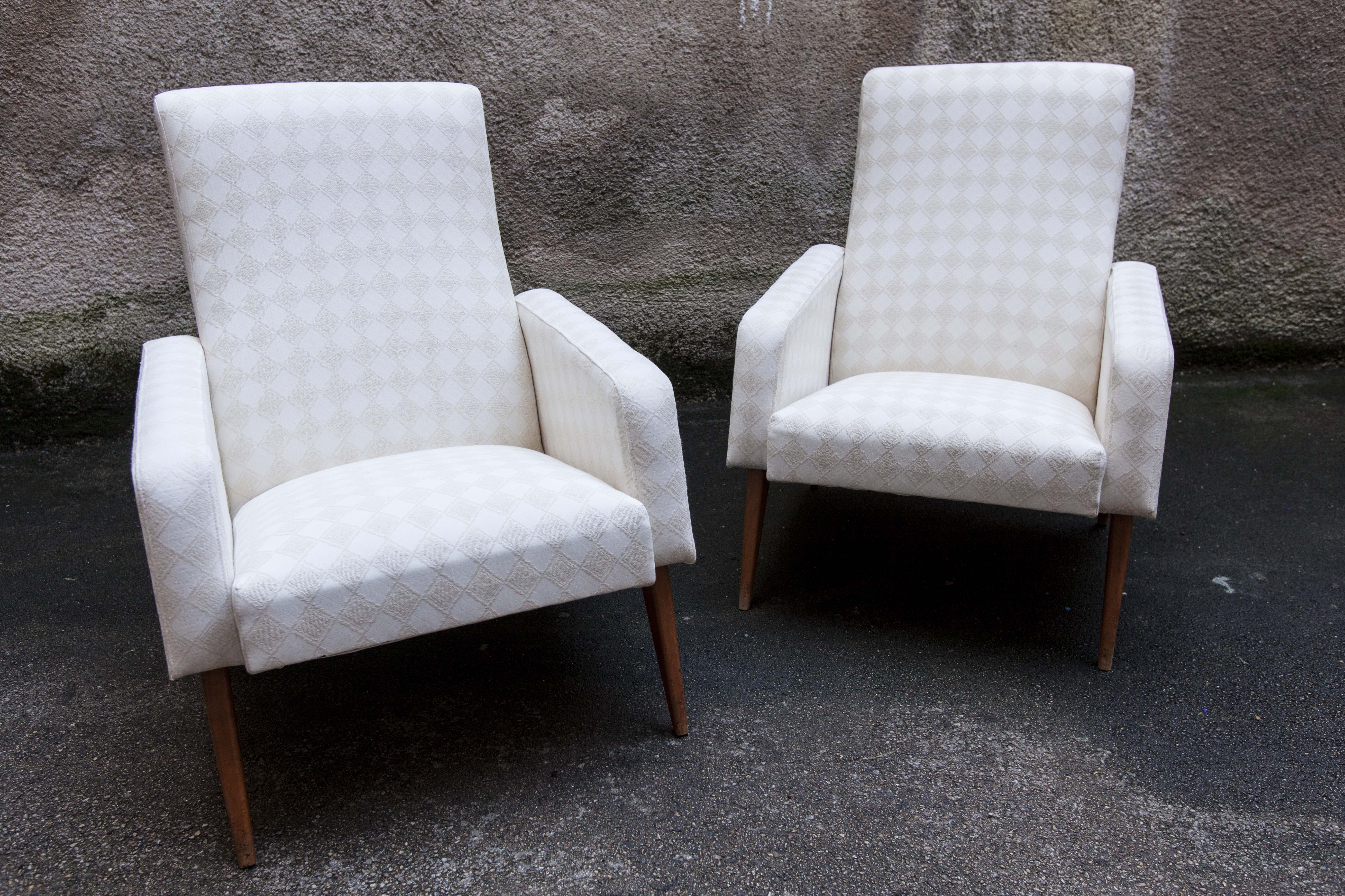 Pair of chairs 60s feet restored compass