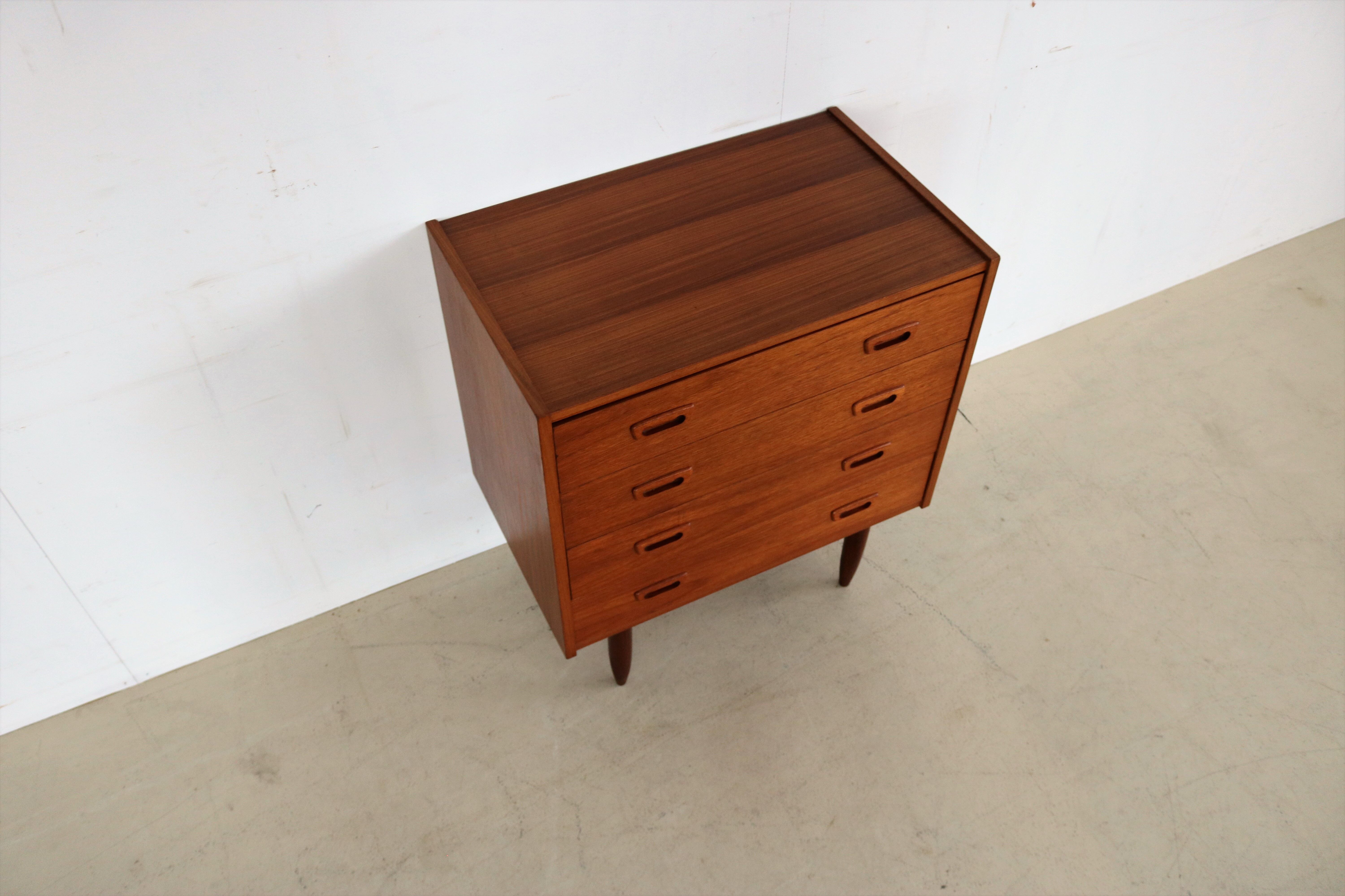 Vintage teak chest of drawers