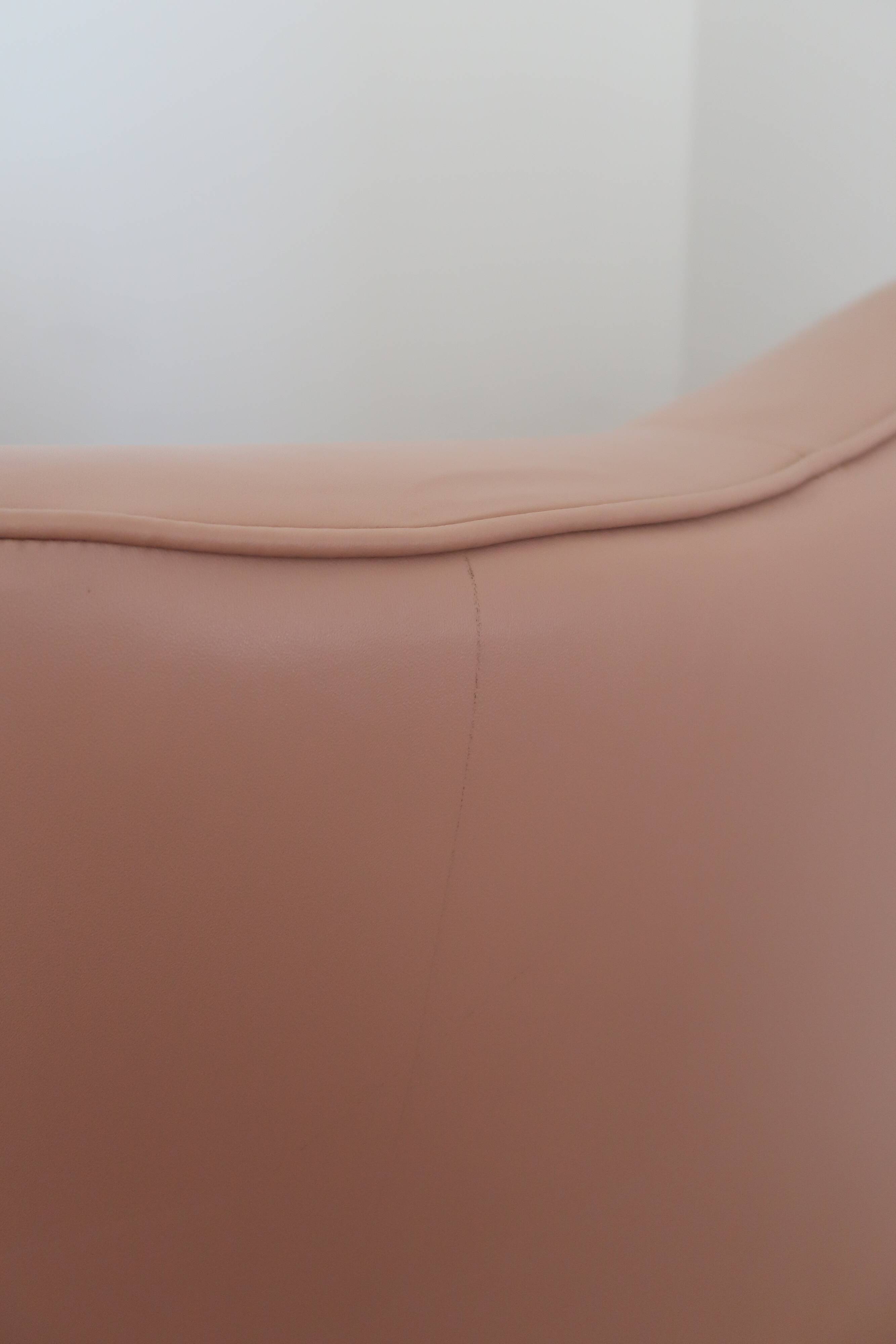 Swann pink armchair