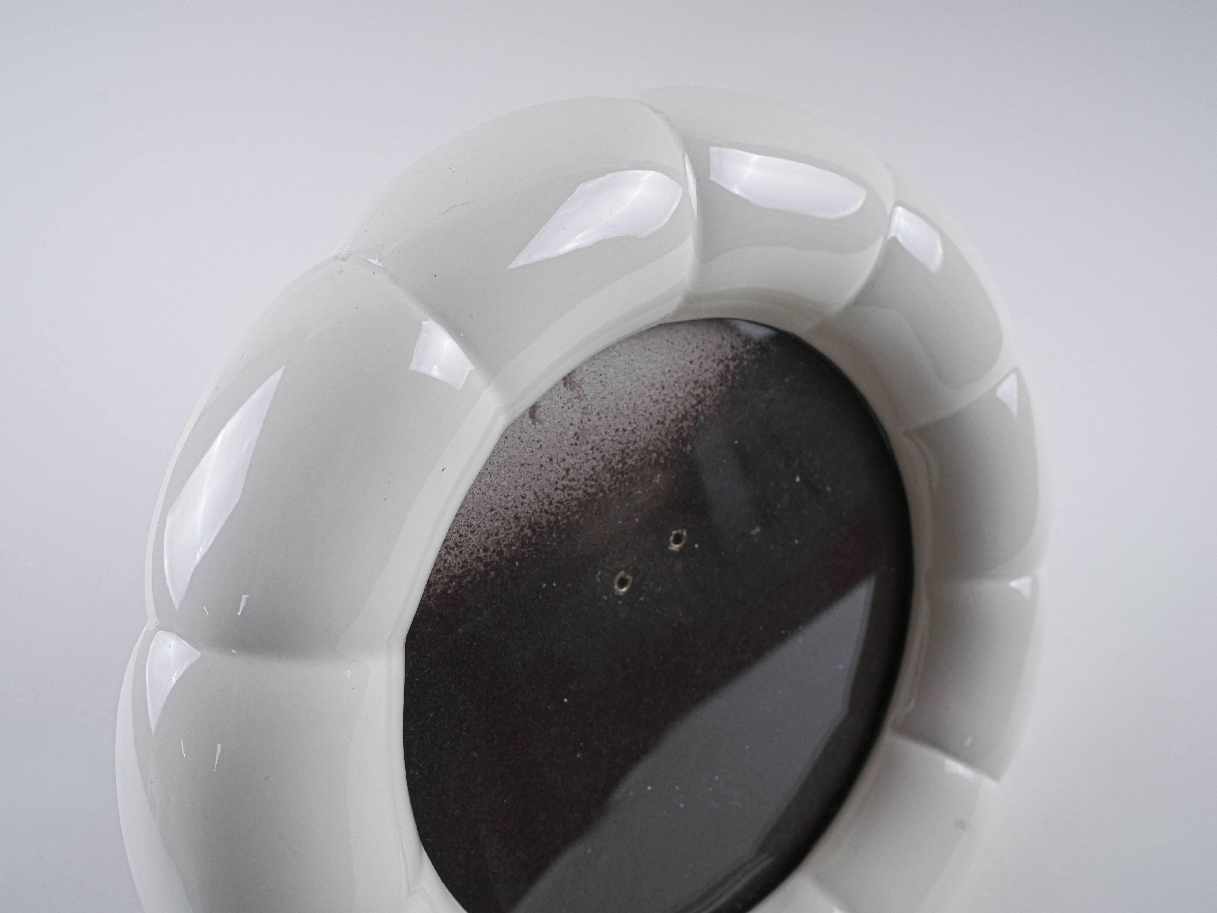 Decorative porcelain frame, Italian design, 1970s, production: Italy
