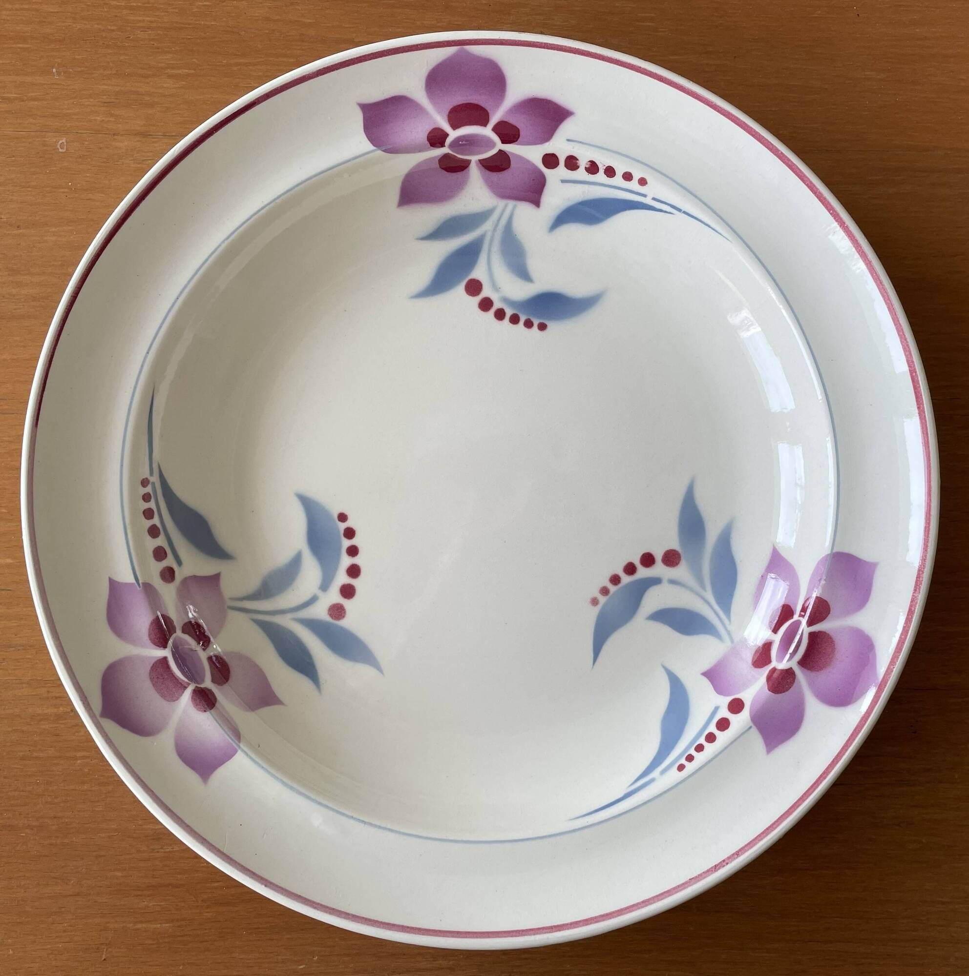 6 antique semi-deep plates in Saint-Amand earthenware (Nord)