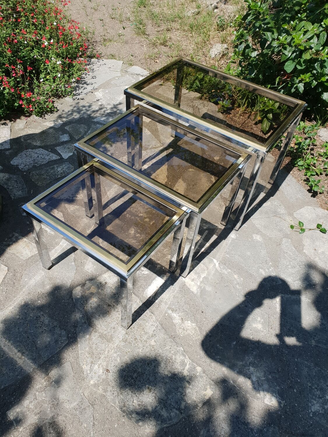 Nesting tables italy 1970