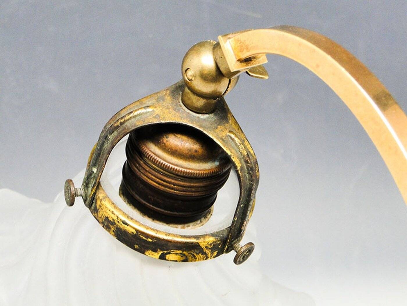 Lampe de chevet Art Nouveau du début du 20e siècle, Autriche-Hongrie, années 1890.