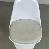 Eero Saarinen chaises tulipes en cuir blanc