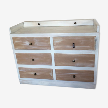 Commode en bois massif