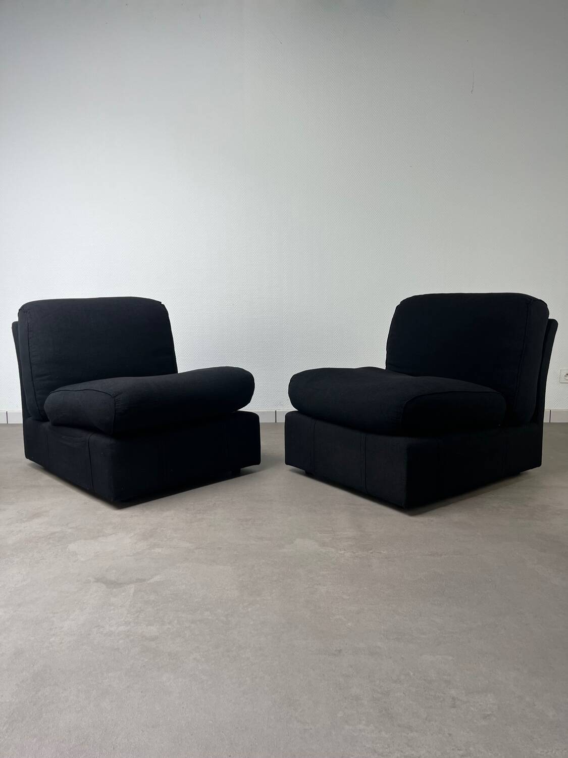 2 Ligne Roset armchairs from the 1970s.
