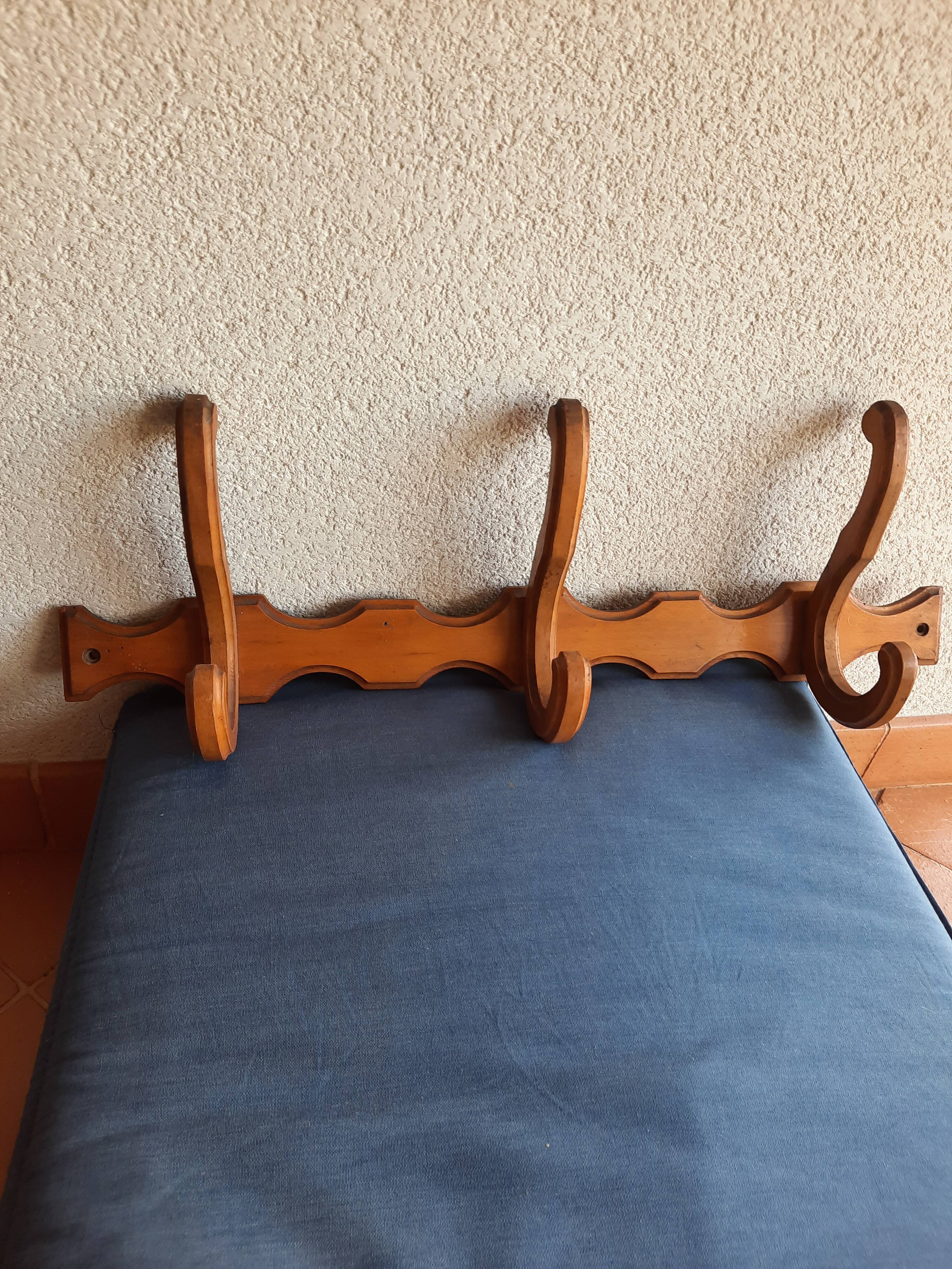 Wall Coat Rack