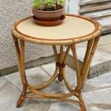 Round coffee table in vintage rattan