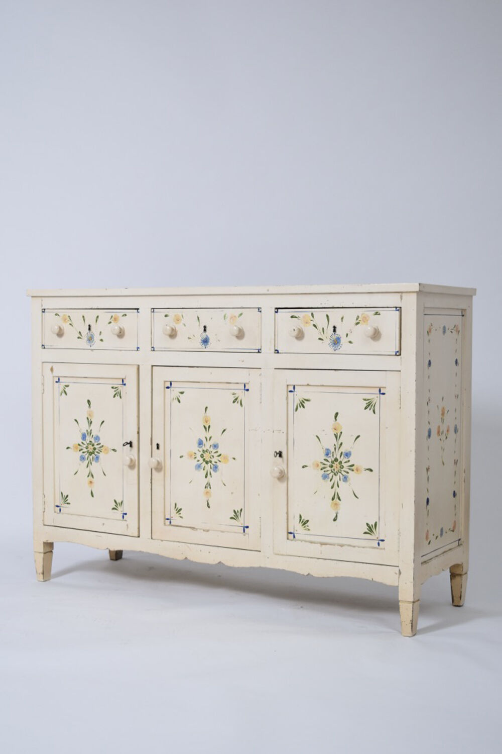 Sideboard with three drawers. Portugal, 1970s