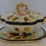 Soupière légumier avec plat anciens porcelaine barbotine H.Becquet quarqueron