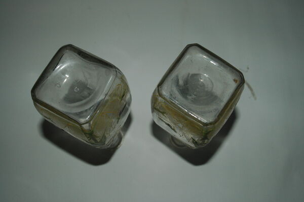 Lot de 2 bouteilles émaillées art-nouveau vers 1900 carafes à eau pour l' absinthe