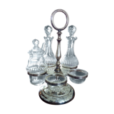 Oil and wine servant