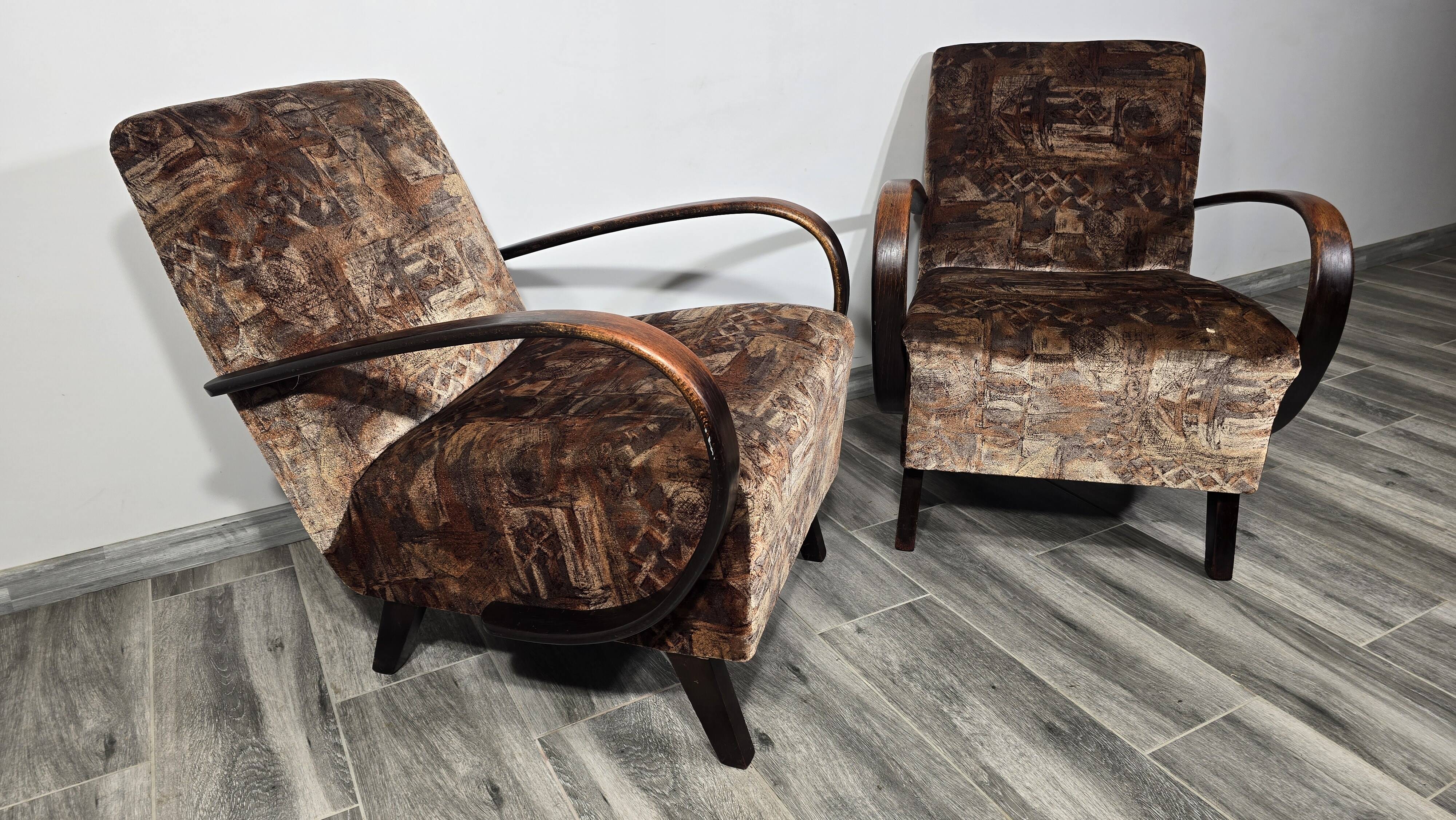 Paire de fauteuils de Jindrich Halabala, années 1940