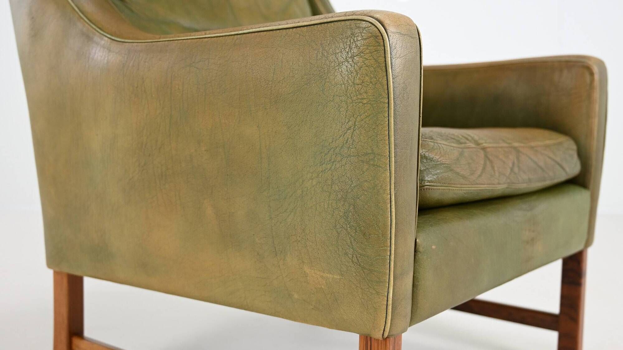 Fredrik Kayser, Wingback Armchair, Model 965h For Vatne Møbler. C.1960