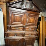 Meuble de monastère, vaisselier, 17e siècle