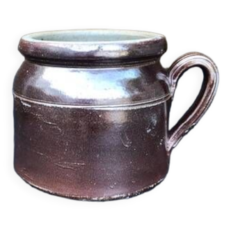 Stoneware pot