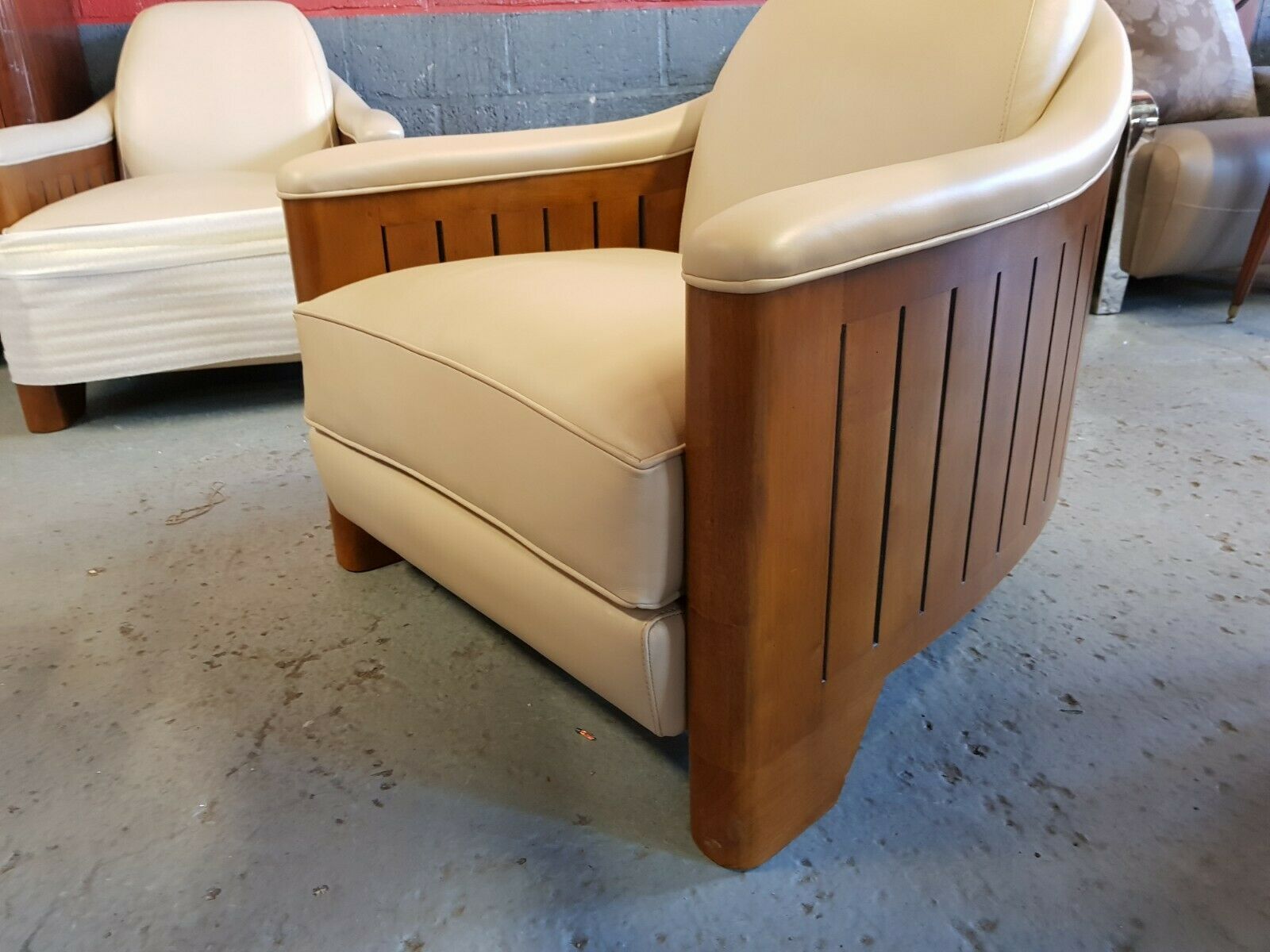 Club armchairs Class-J White Ivory