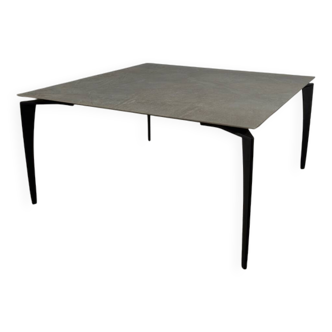 Triss tanami designer dining table