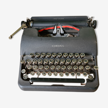 Charming and rare standard corona typewriter 1940s