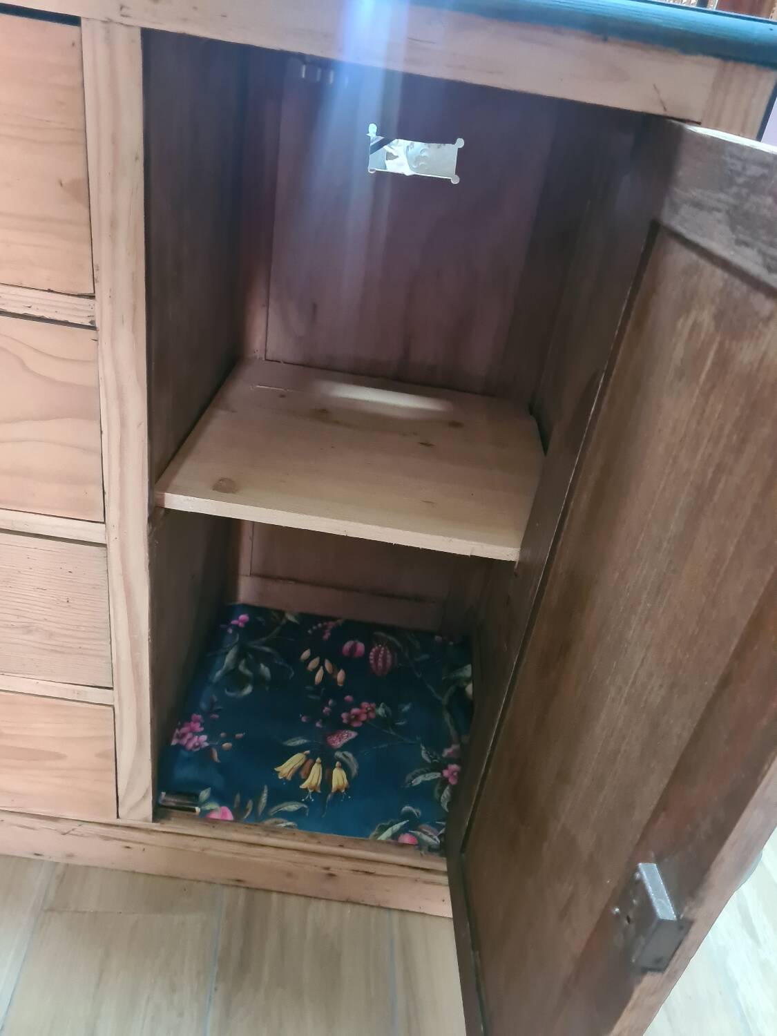 Small antique chest of drawers in fir