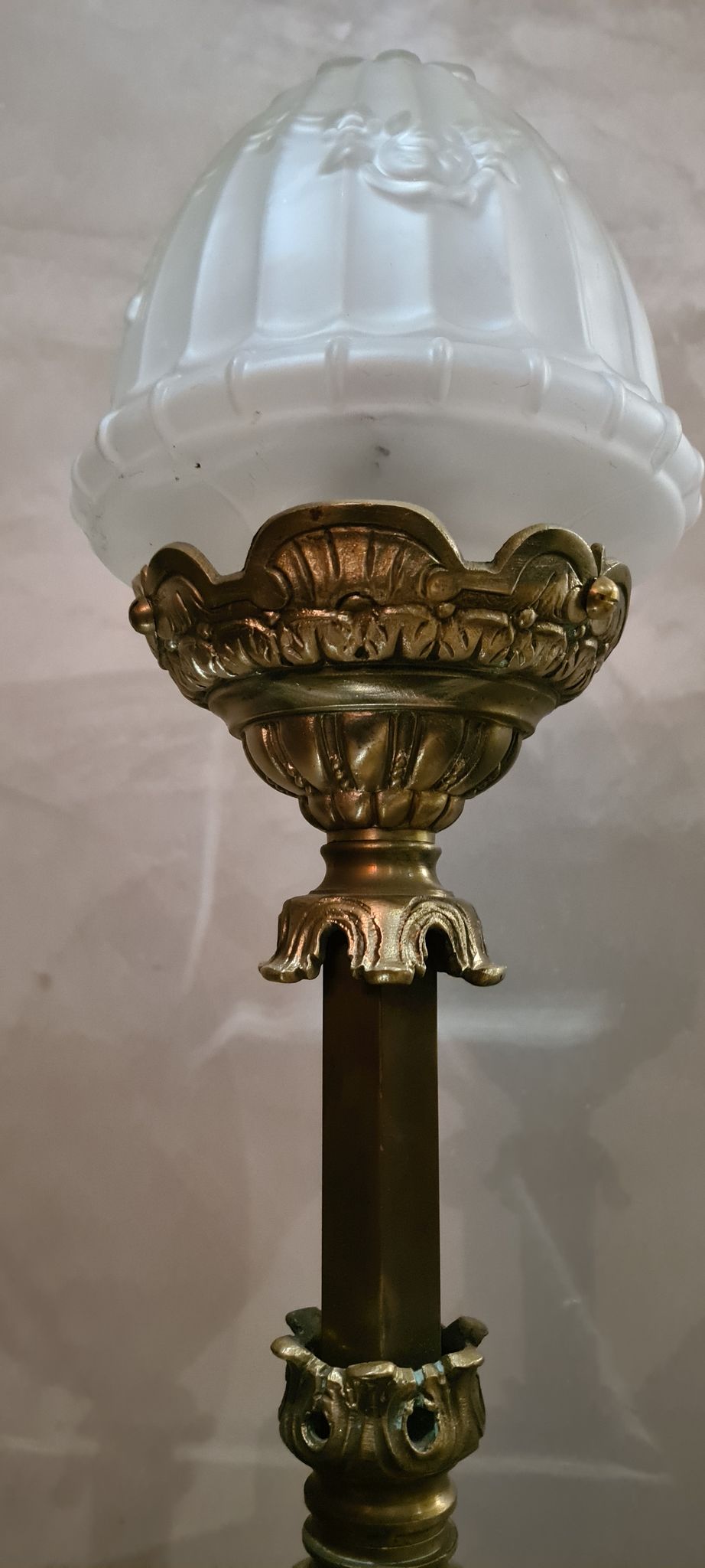 large bronze lamp napoleon iii sculpted globe molded opaque 54x22