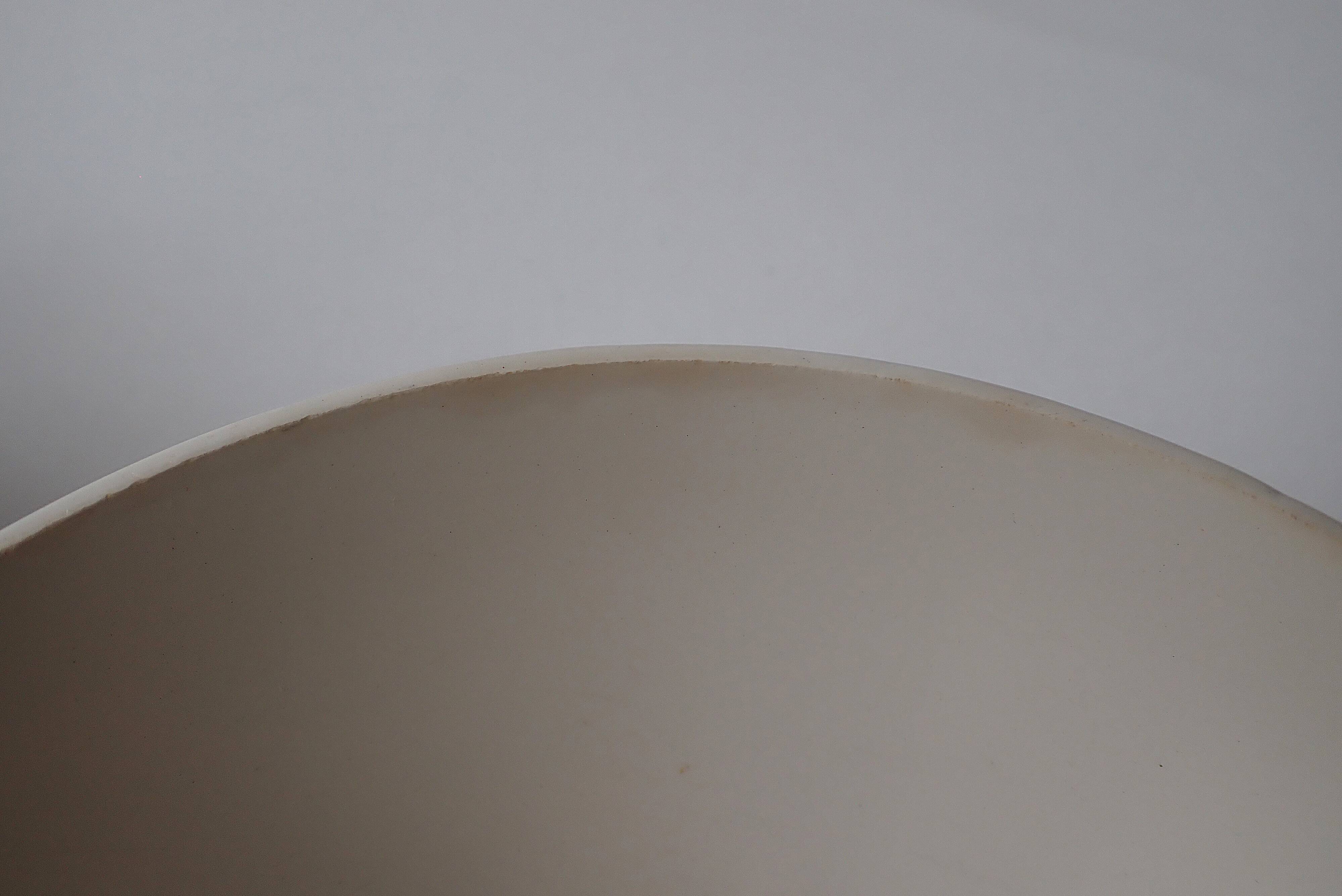 Lot de 2 anciens bols à facettes - motif pomme (ou pêche)
