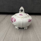 Elegant porcelain soup tureen from Bavaria (Germany), signed AL-KA.