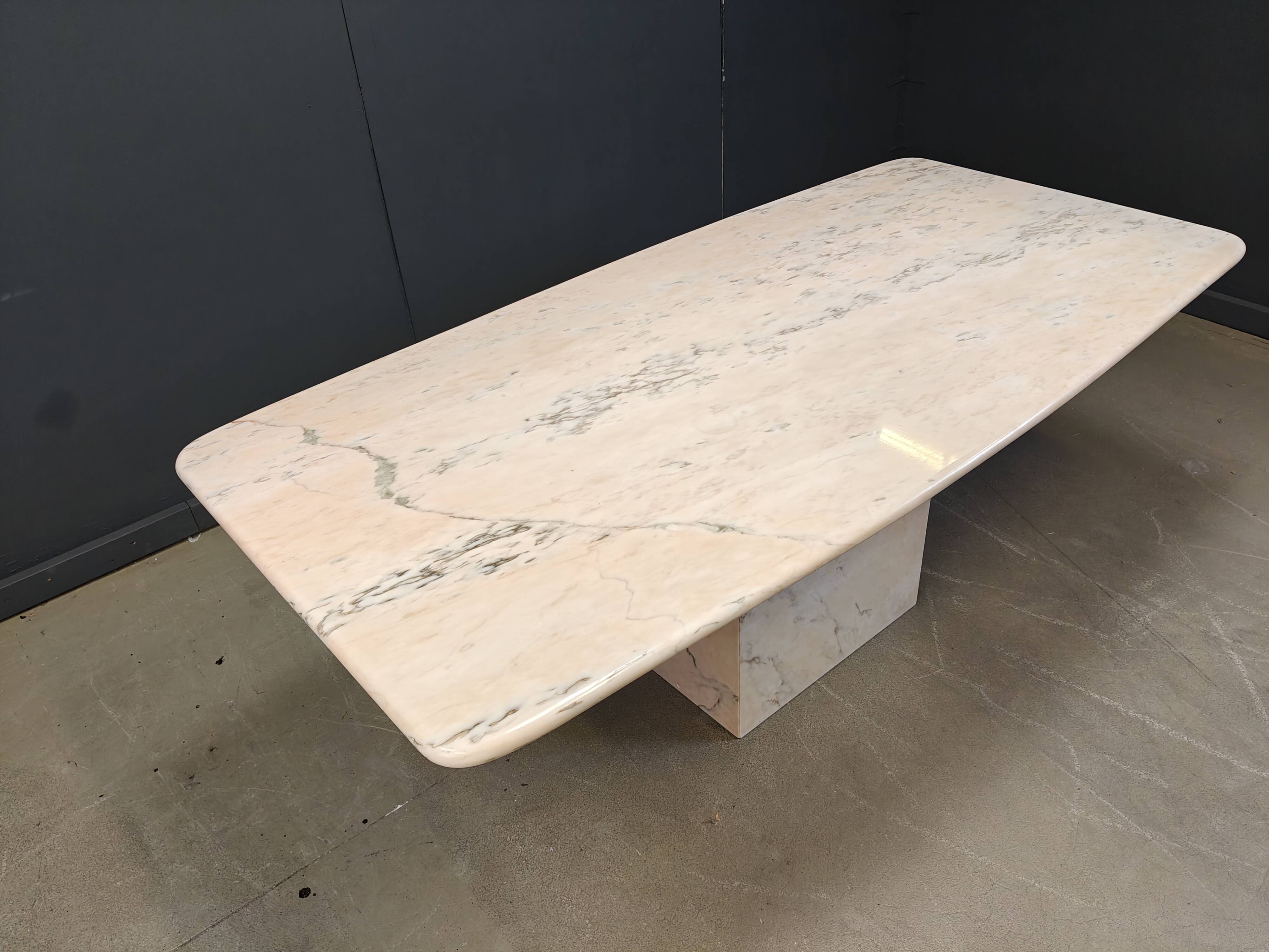 Table de salle à manger en marbre italien, années 1970