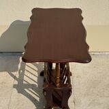 Porte-revue en bois tourné brun