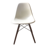 Eames DSW chair - Herman Miller edition - off white fiberglass