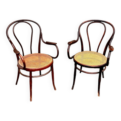 Deux fauteuils J&J Kohn 1900 en bois courbé