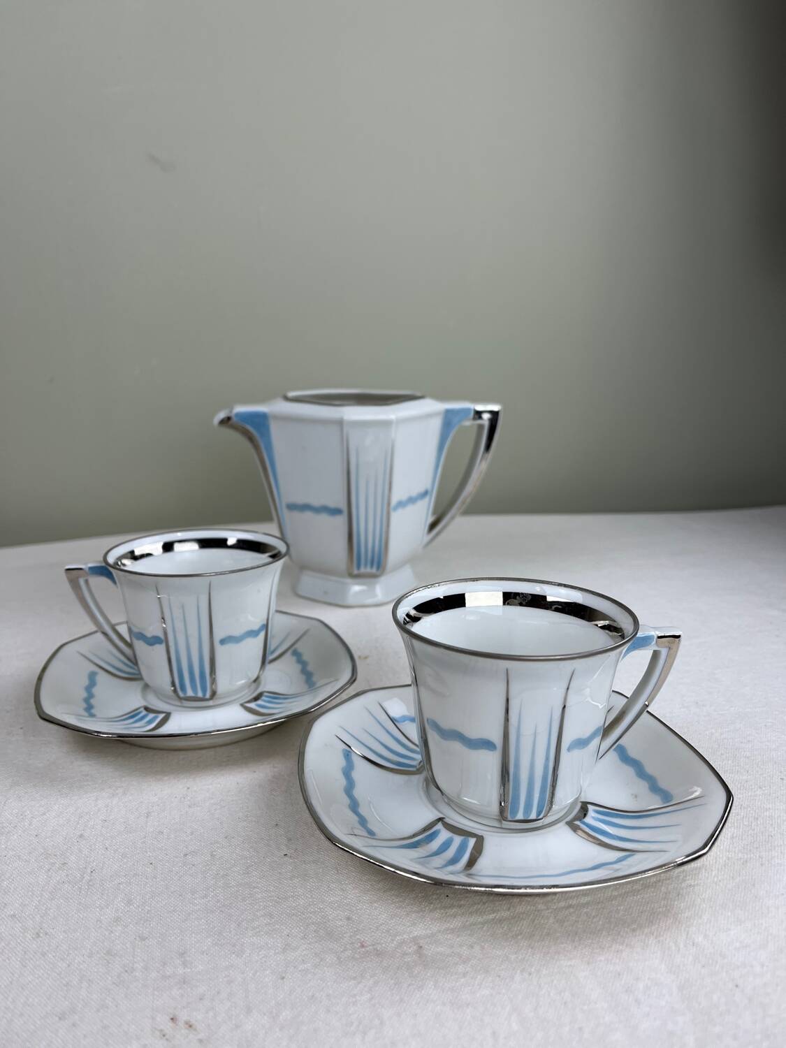 Art Deco cups