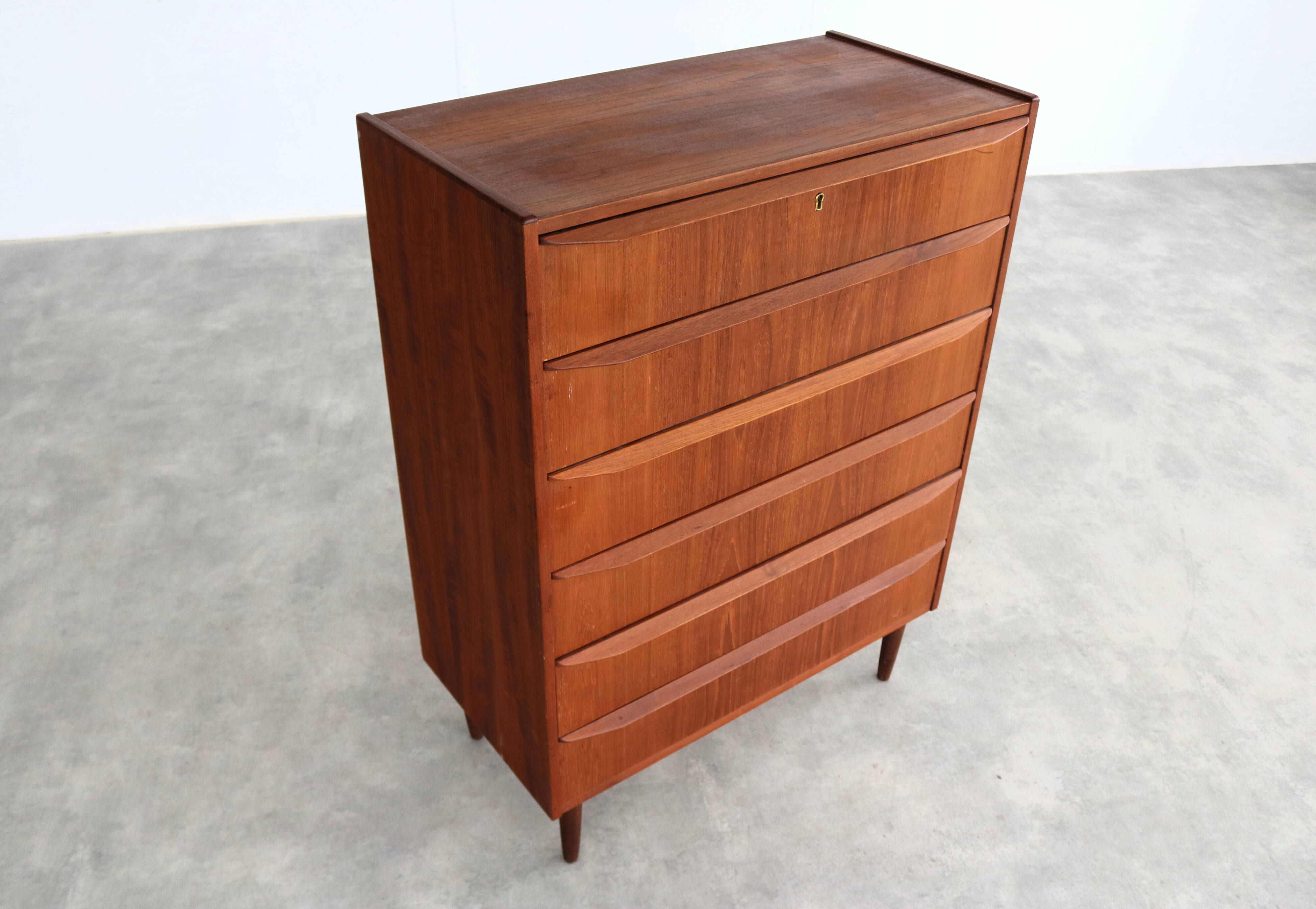 vintage chest of drawers | teak | 1960s | Danish