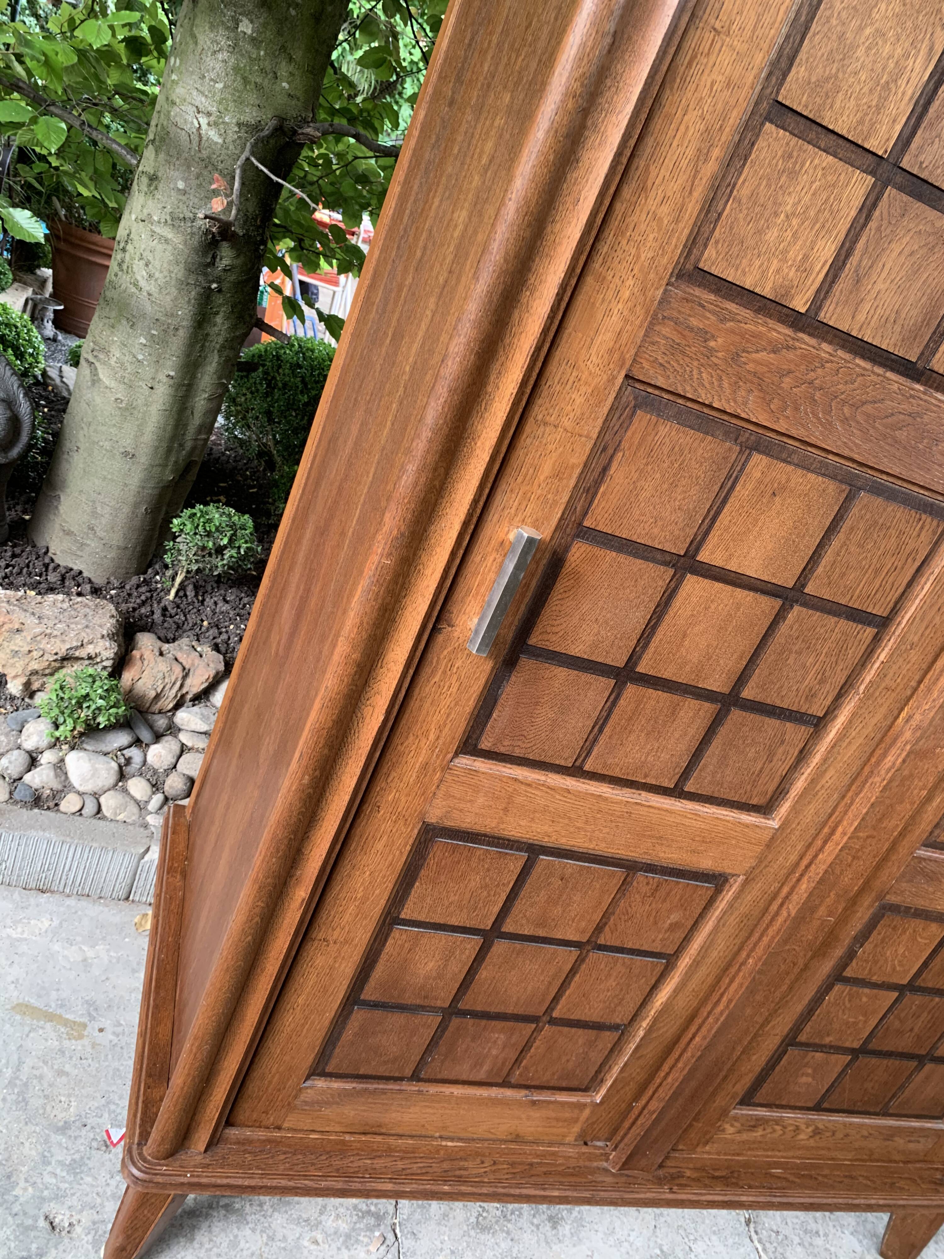 Compas feet cabinet 1950