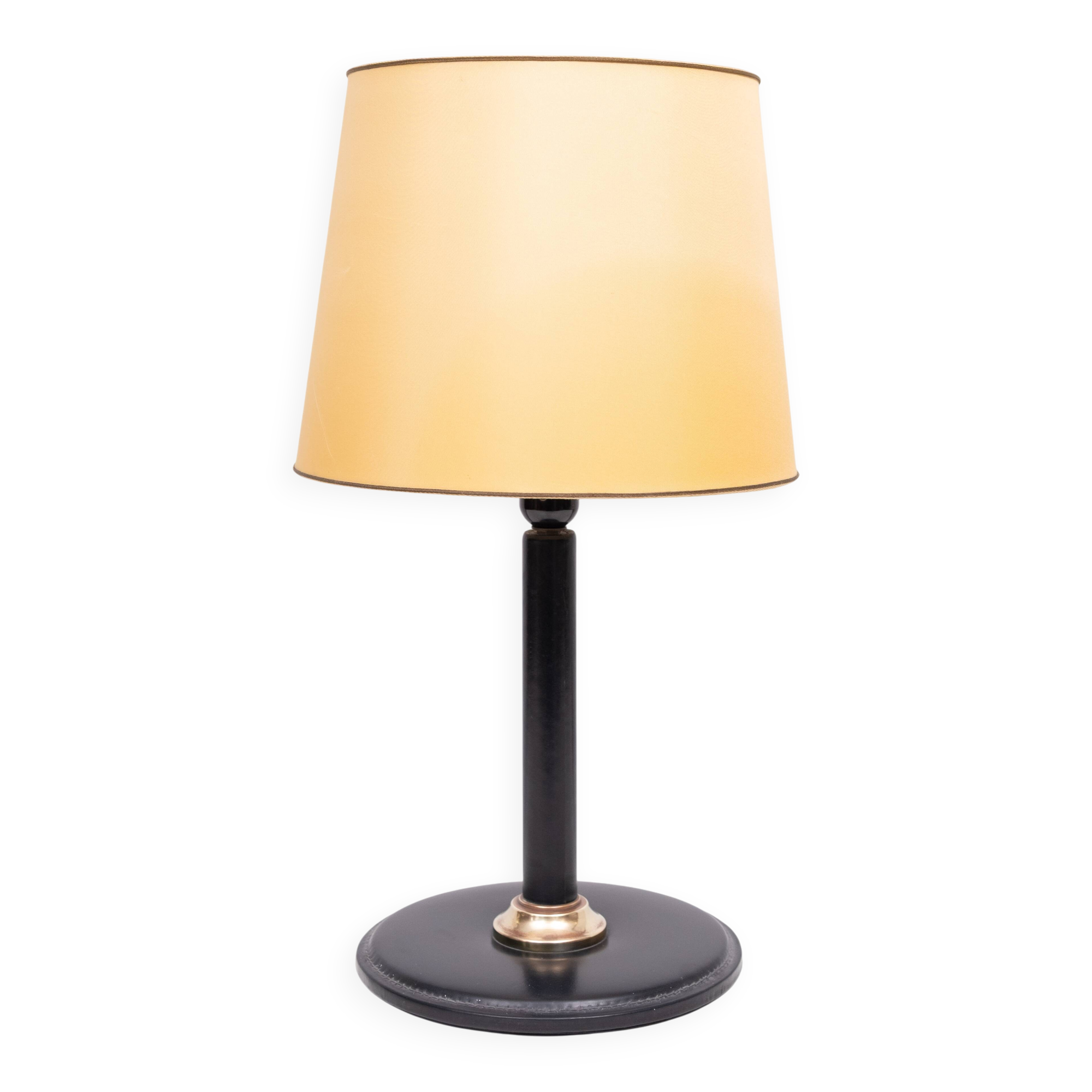 Lampe de table en cuir cousu Jean Adnet, style années 1960