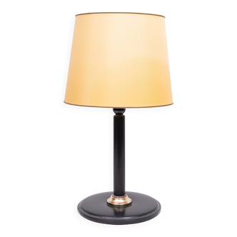 Lampe de table en cuir cousu Jean Adnet, style années 1960
