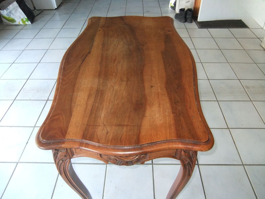 Selling an antique desk.