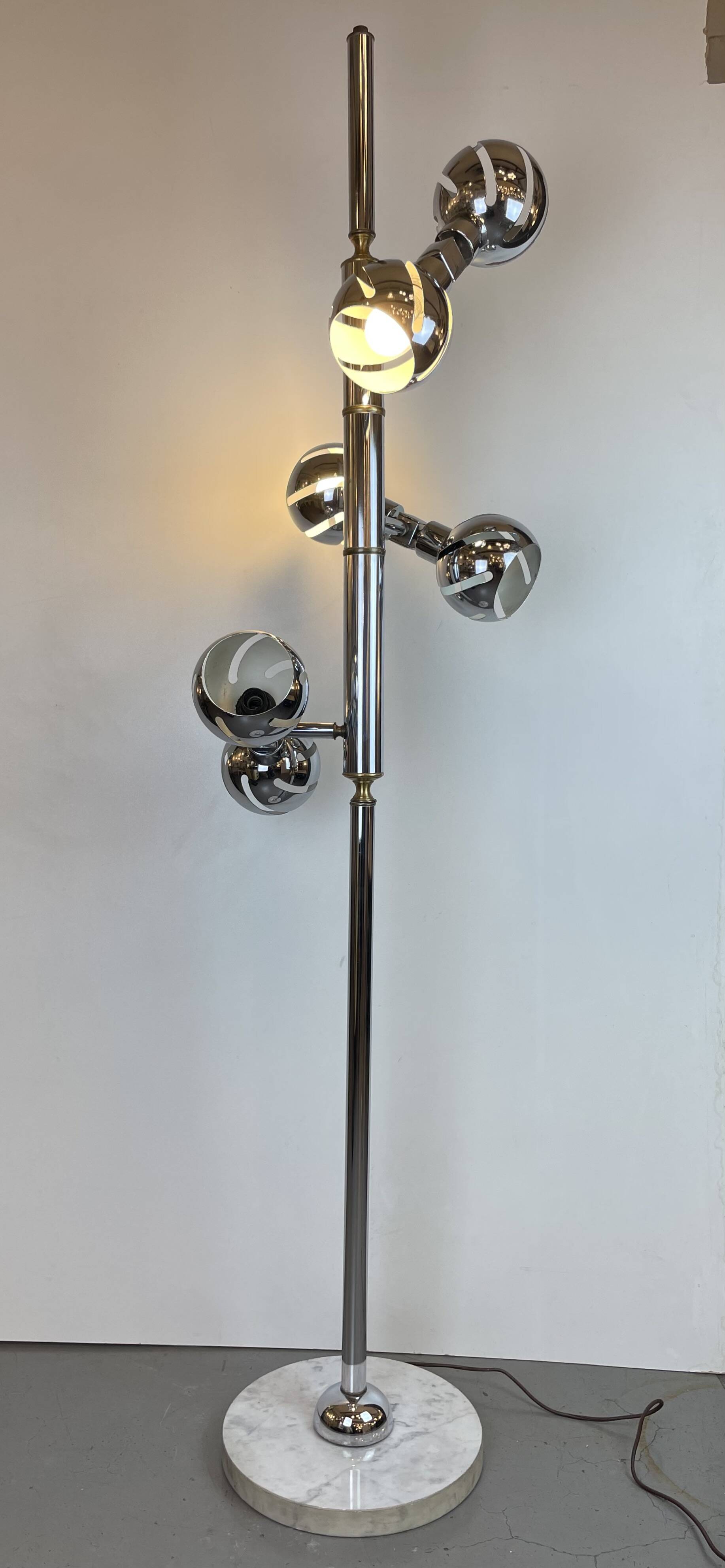 Italian Space-Age Floor Lamp, 1970s