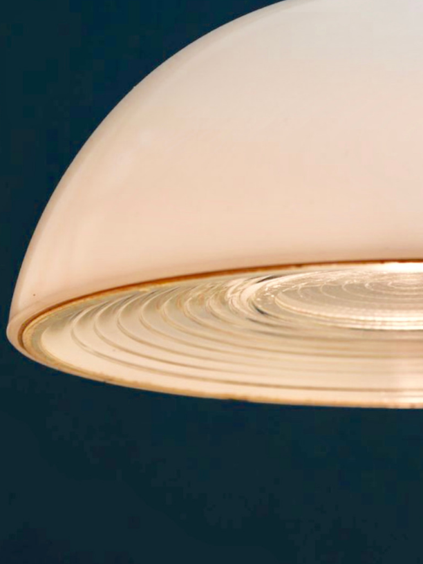Holophane lamp