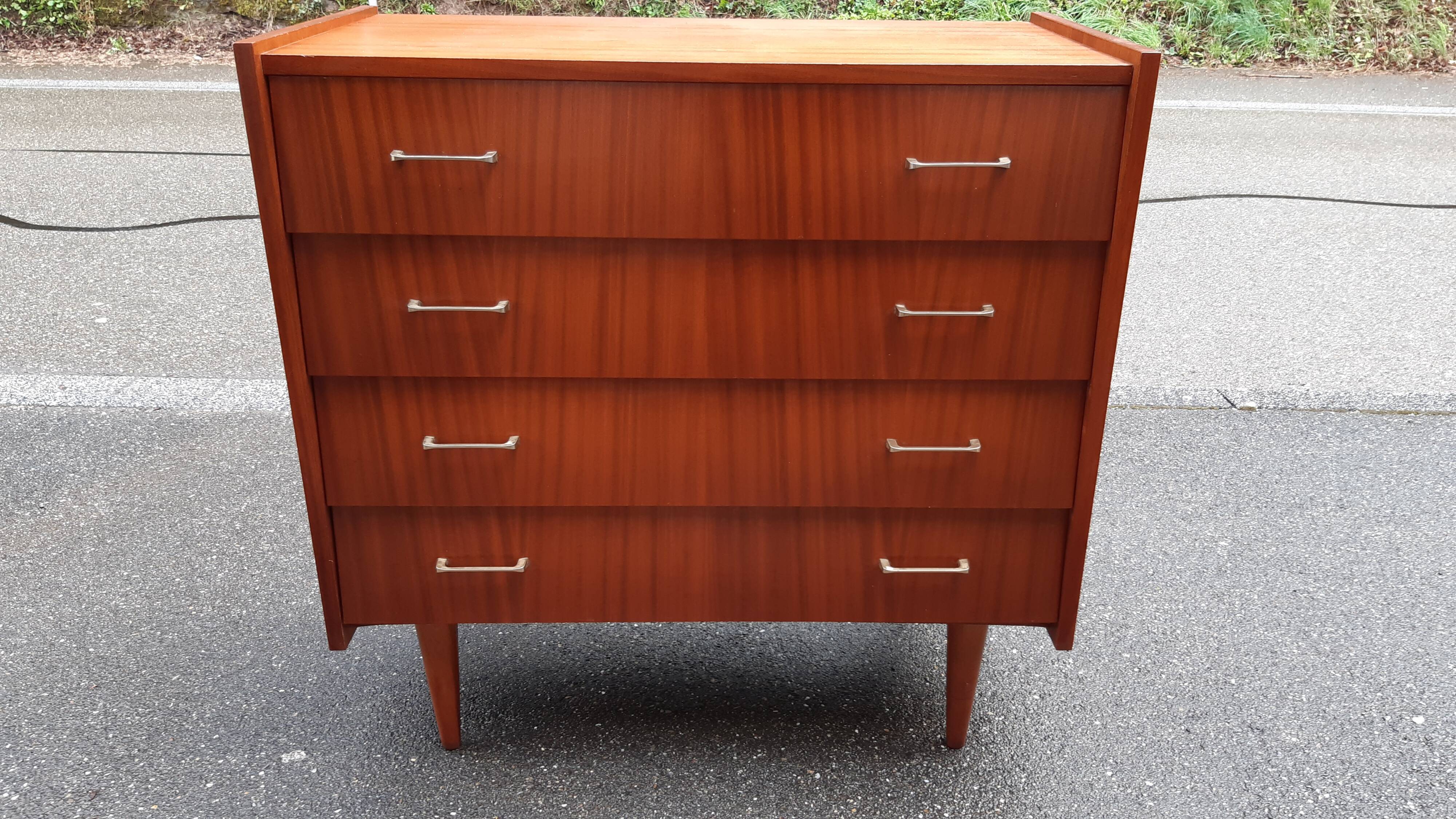 Vintage chest of drawers spindle feet