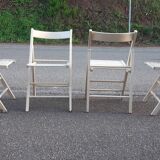 Set of 4 vintage folding chairs.