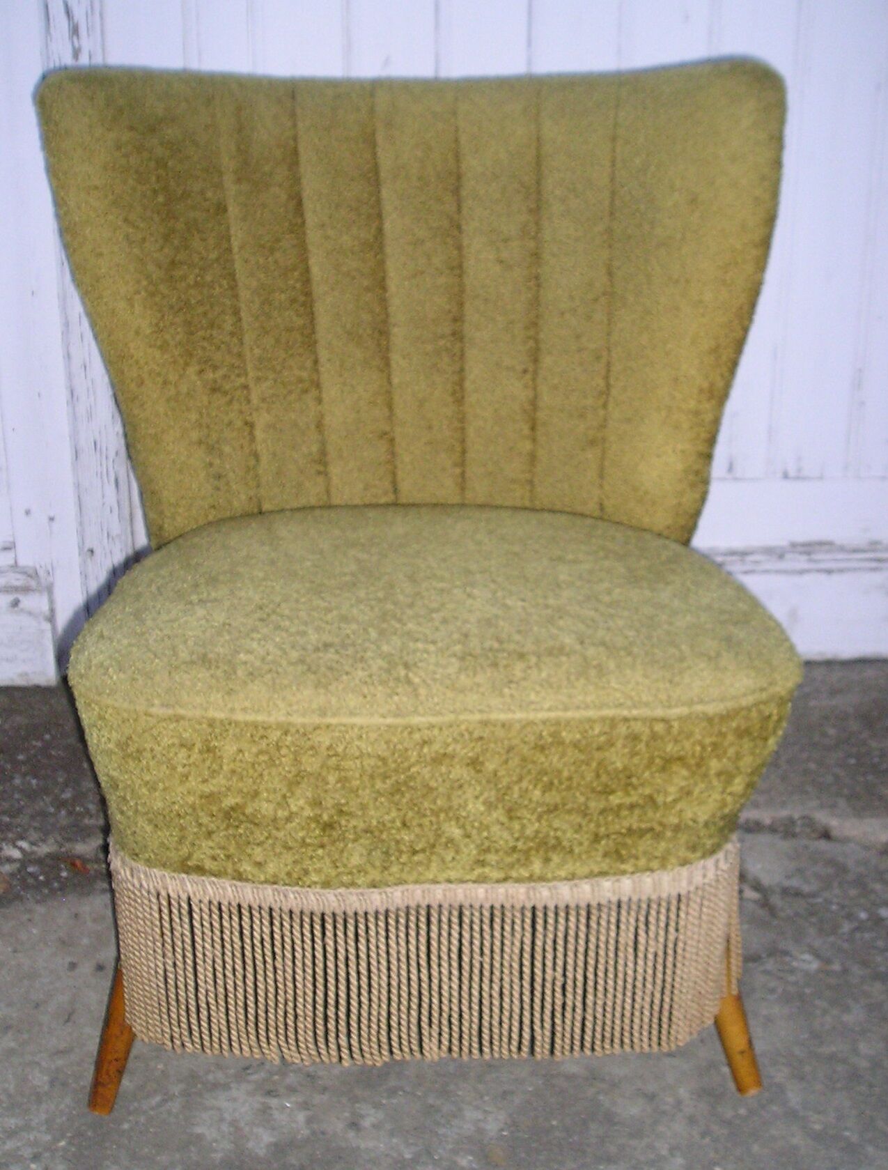 Cocktail chair with compass feet and original fabric