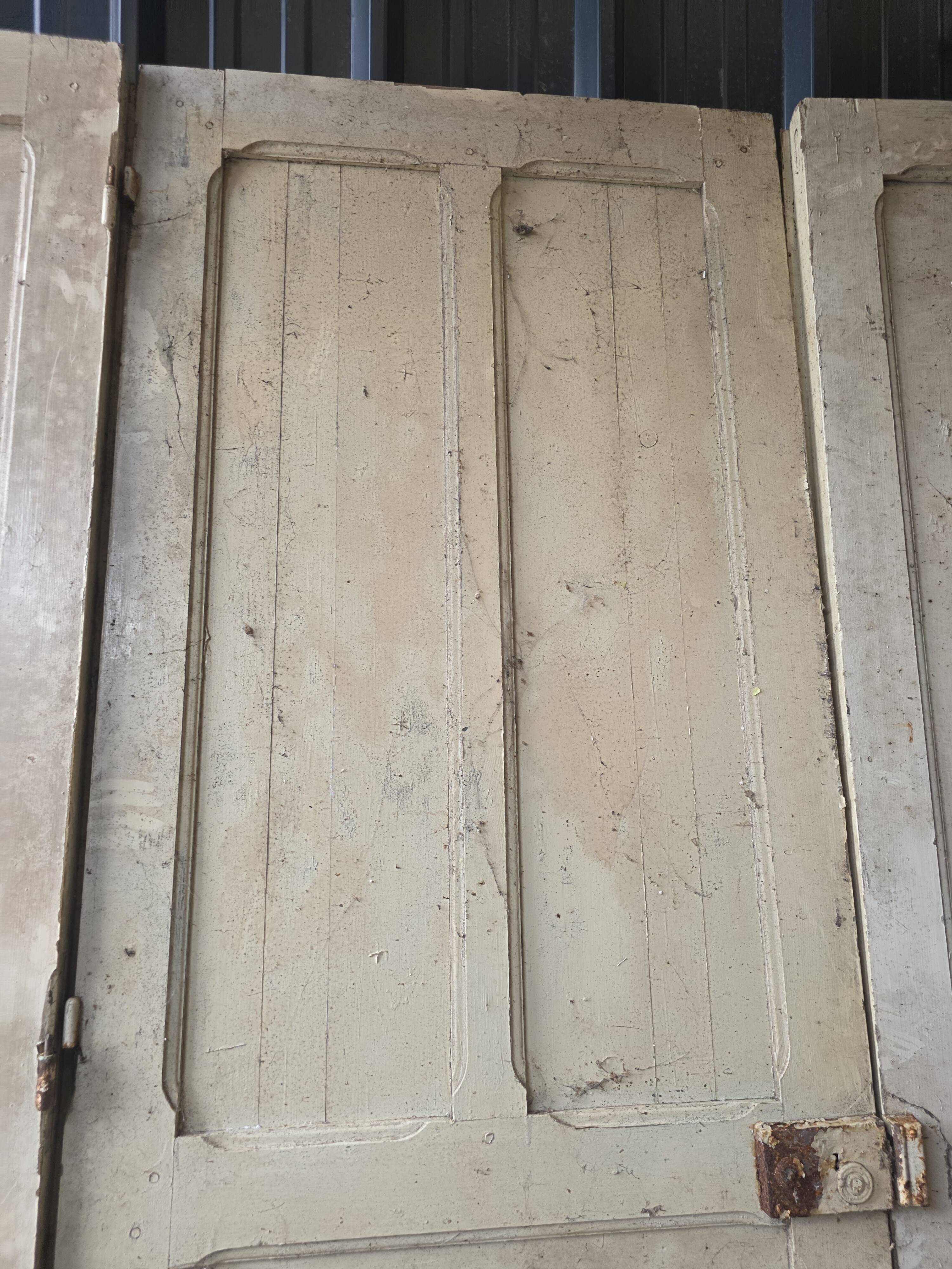 4 old partition doors