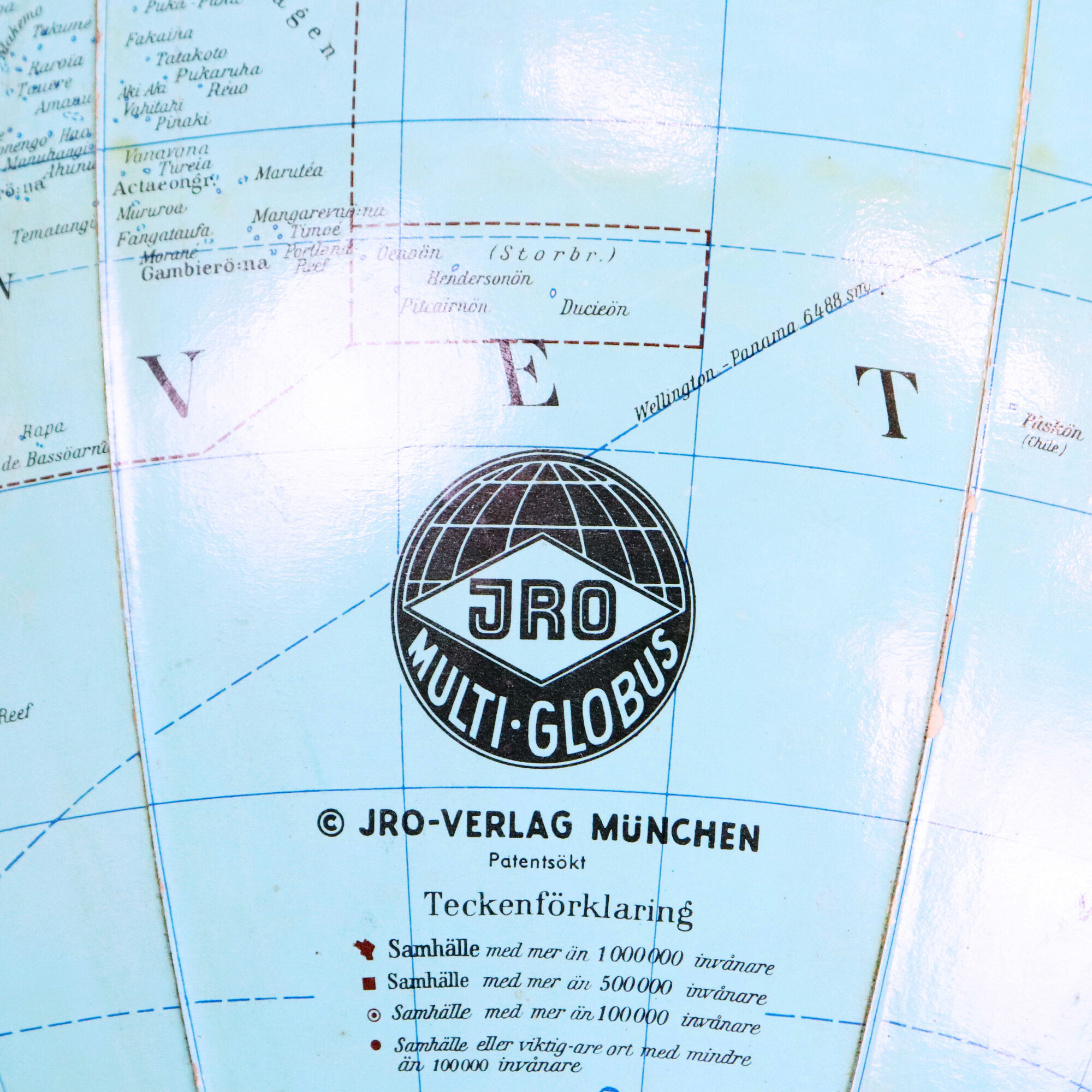 Light Earth Globe, JRO Globus, 1960