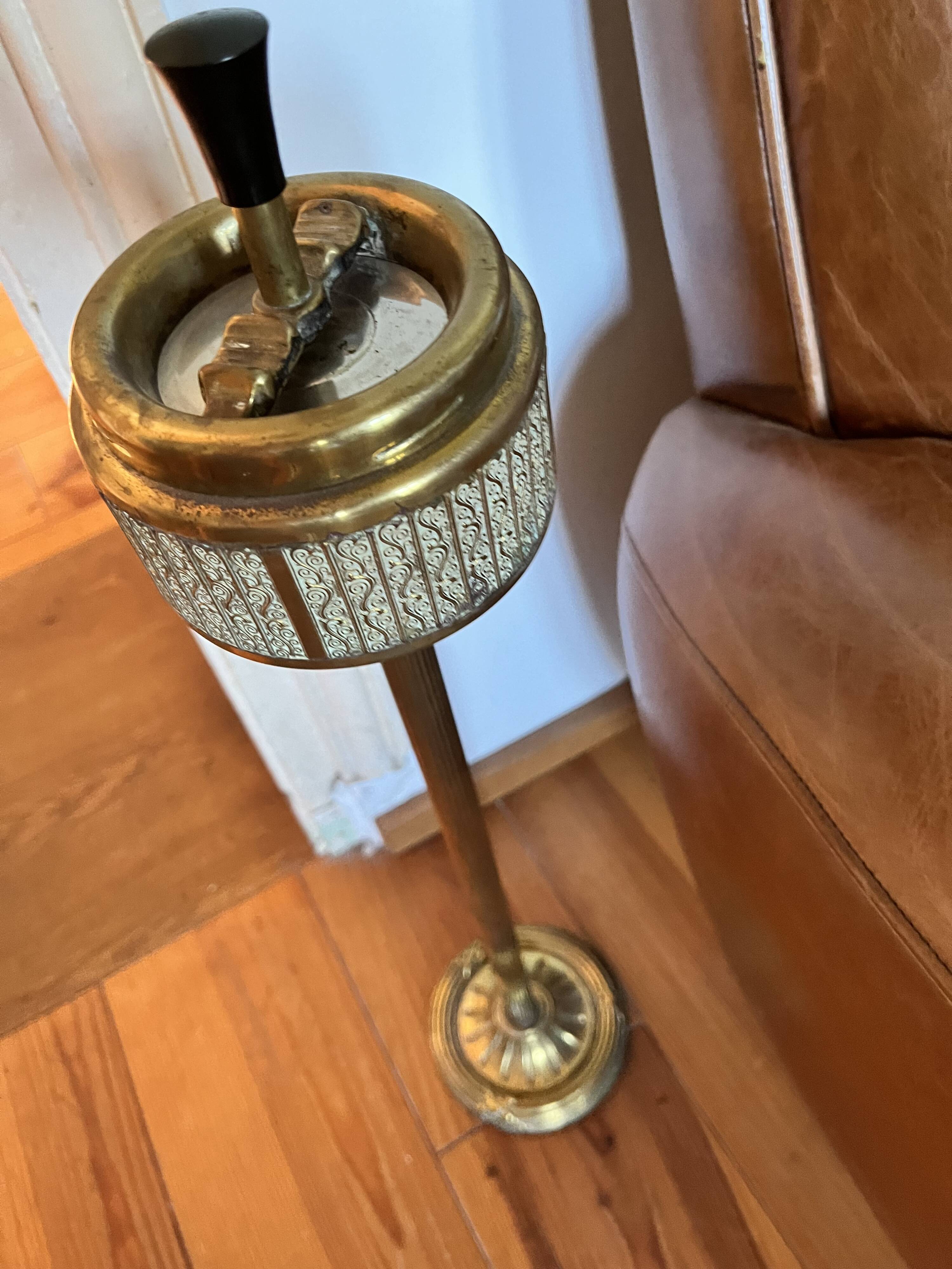 Ashtray roulette ashtray Schleuderascher chiseled brass